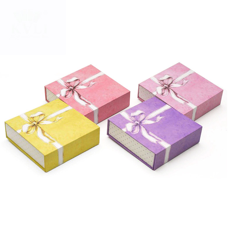 empty gift boxes for women